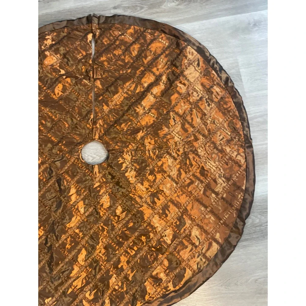 Bronze Metallic Quilted Taffeta Christmas Tree Skirt 47